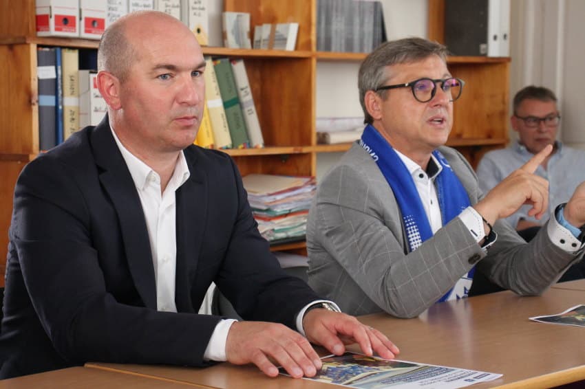 Agrandissement du stade : la Ville d’Auxerre et l’AJA d’une seule voix pour faire aboutir un projet « irréductible » !