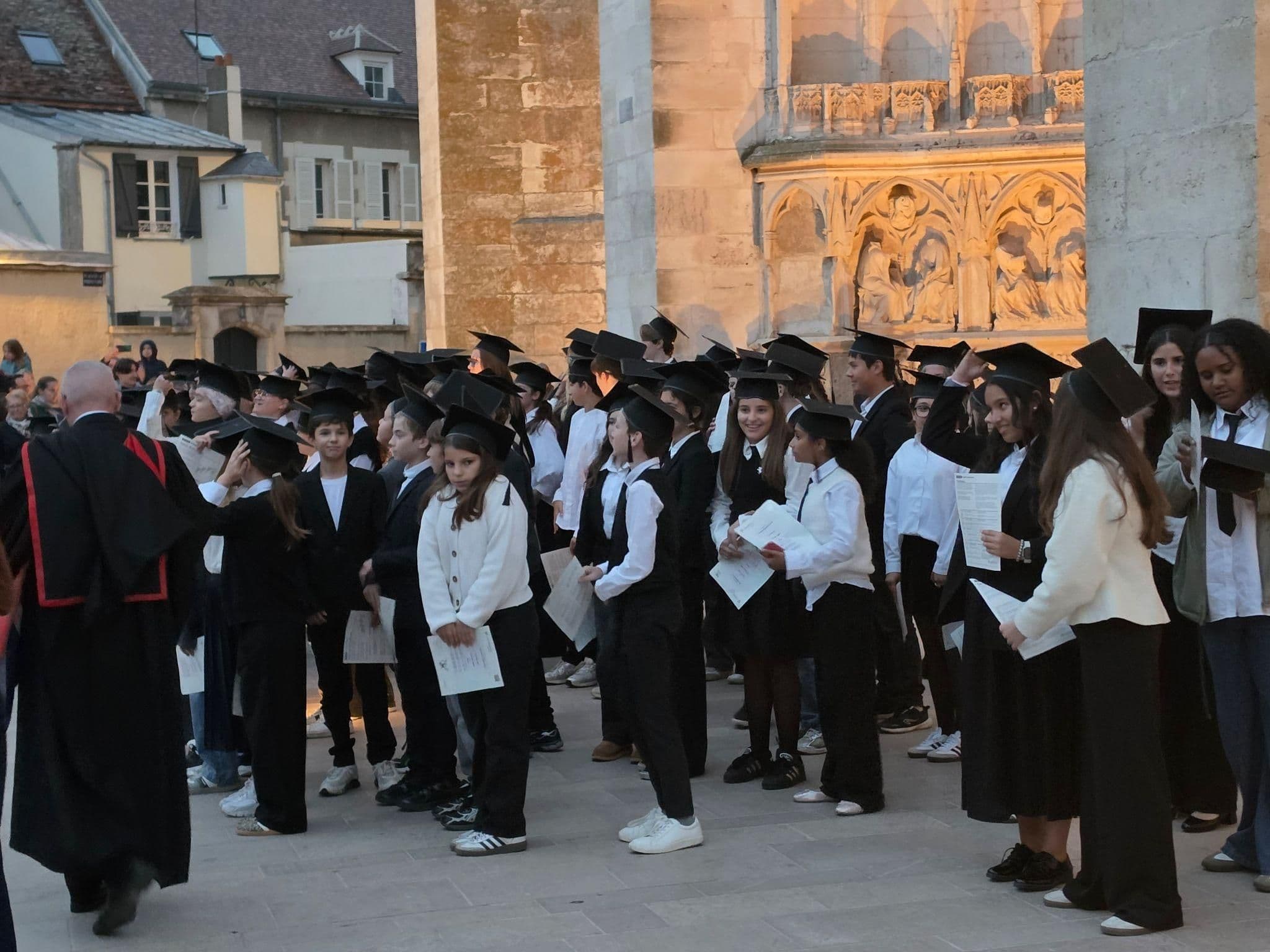 Auxerre : les diplômes Cambridge célèbrent la réussite des jeunes