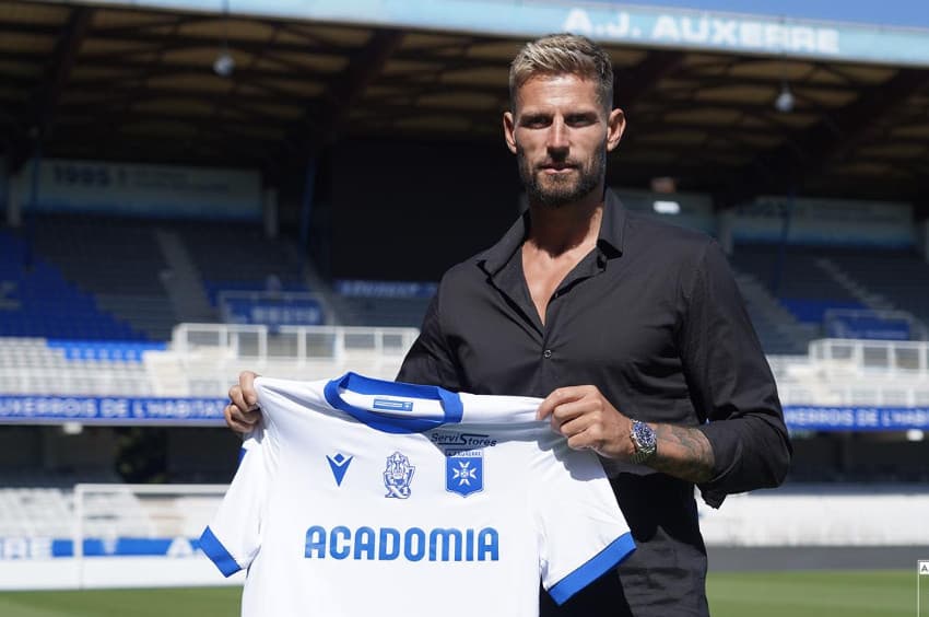 Les « Gens du Nord » attendraient sa venue au LOSC : fin de la romance entre Benoît COSTIL et l’AJ Auxerre ?