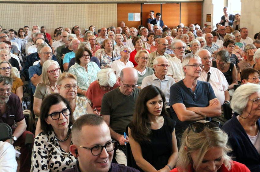 Mathilde de Courtenay : une comtesse au grand cœur à qui la ville d’Auxerre peut dire merci !