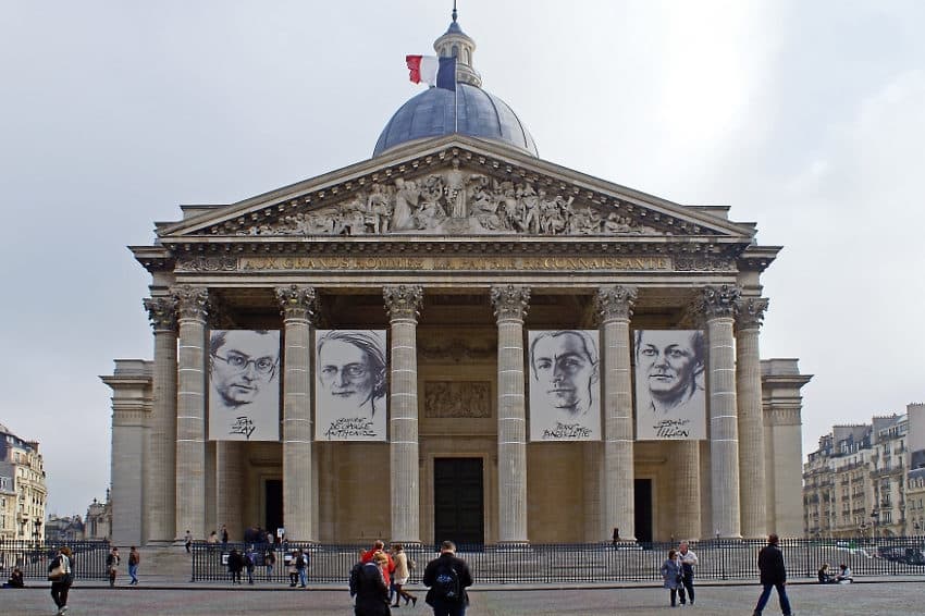 Droit des femmes : le souvenir d’Olympe de GOUGES doit être réhabilité, accordons-lui le Panthéon !
