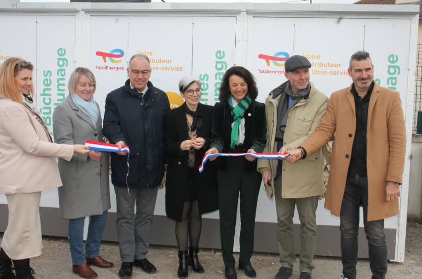 Le marché est toujours en croissance : TOTALENERGIES inaugure un drive de pellets et de bûches à Monéteau