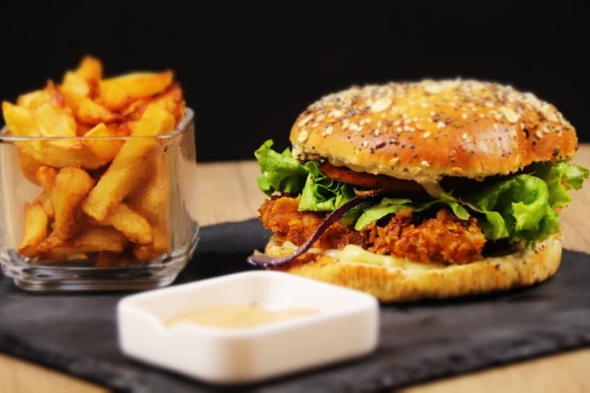Des produits de fast-food élaborés avec la « French Touch » : le pari gagnant de L'AUTHENTIQUE BURGER !