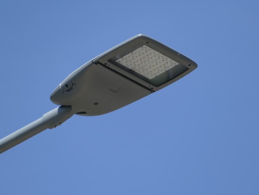 L’éclairage en LED connectés gagne du terrain dans l’Yonne : CHAMPIGNY profite des aides du SDEY…