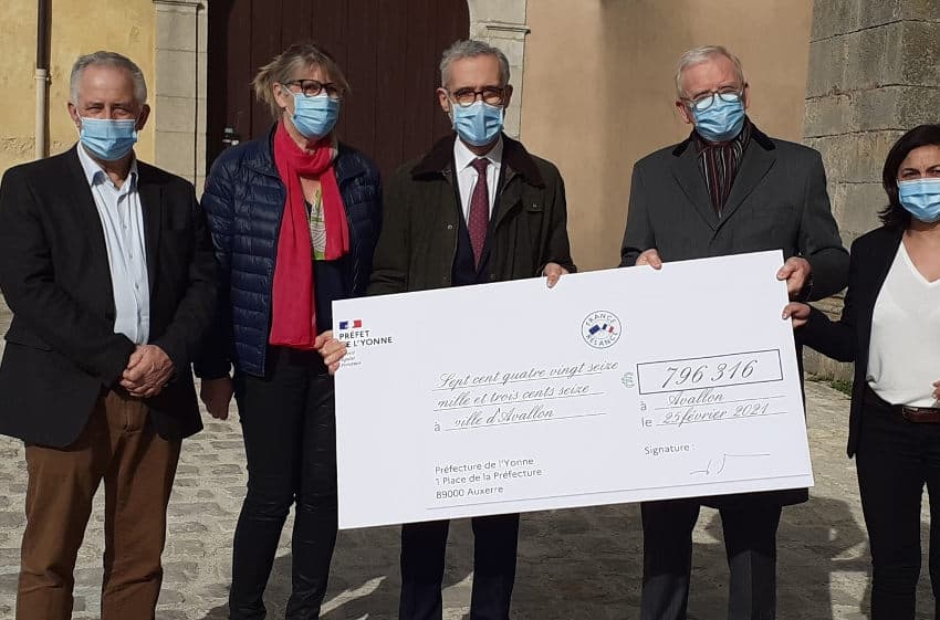Mise en valeur du patrimoine : la collégiale Saint-Lazare profite des aides de l’Etat pour se refaire une beauté
