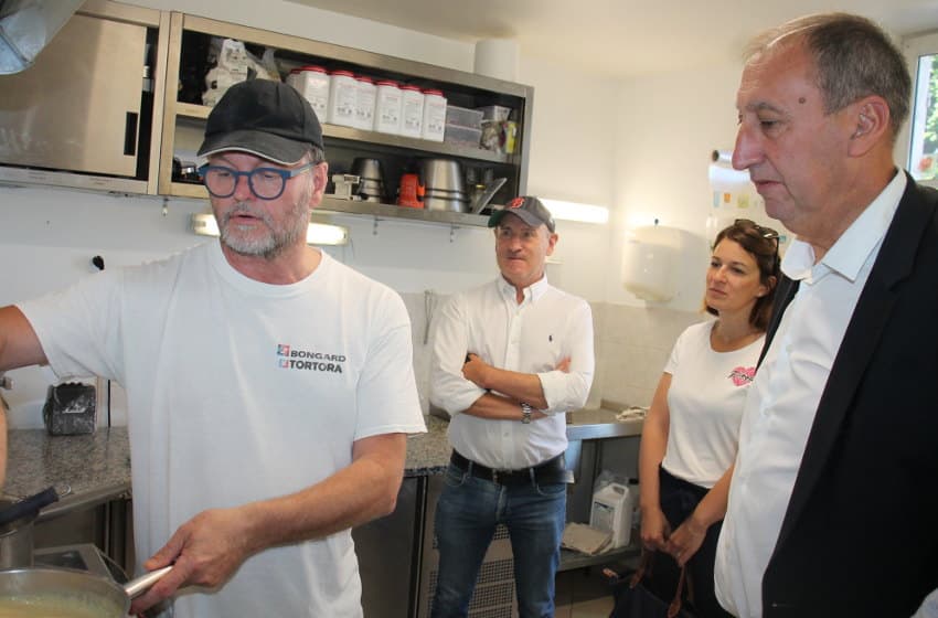 Les commerces de proximité, un atout de l’attractivité territoriale : Grégory DORTE en visite à Chevannes y croit !
