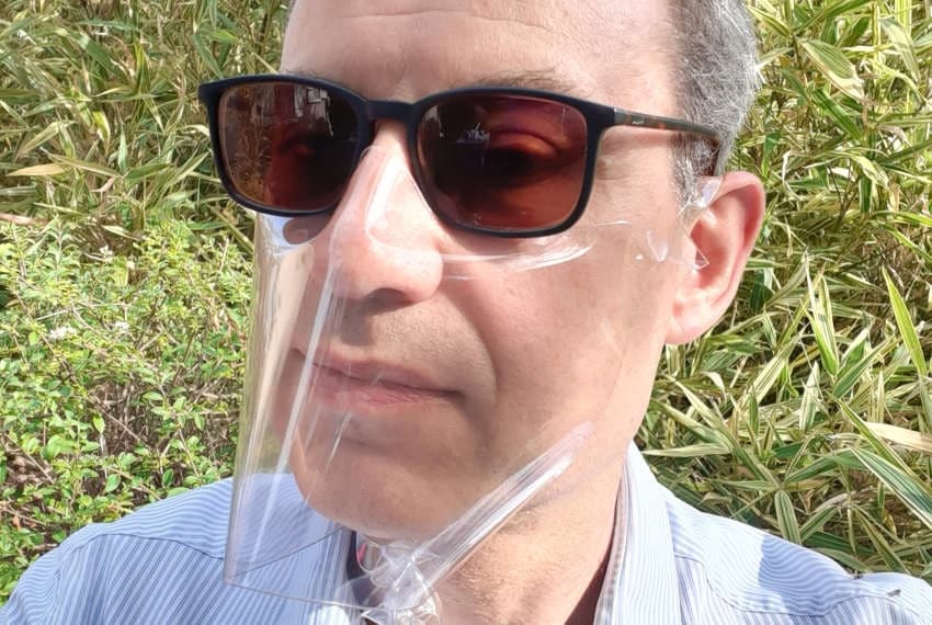 Revoir les visages des interlocuteurs : SIMON développe le masque en vinyle transparent 100 % recyclable