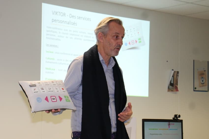FINGERTIPS rencontre des investisseurs dans l’Yonne : le coussin intelligent « VIKTOR » est en mode séduction…