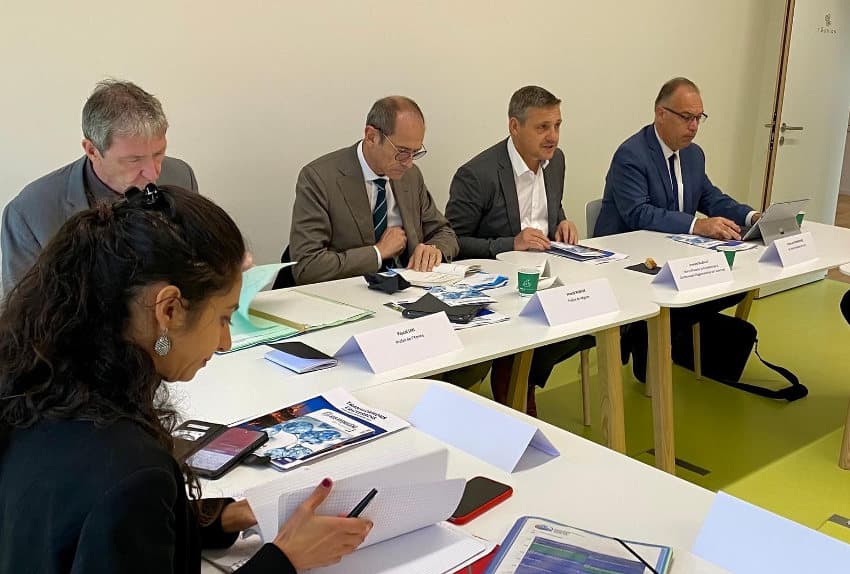 Le préfet de Région Franck ROBINE en visite dans l’Yonne : ses premiers pas le mènent à la station hydrogène à Auxerre