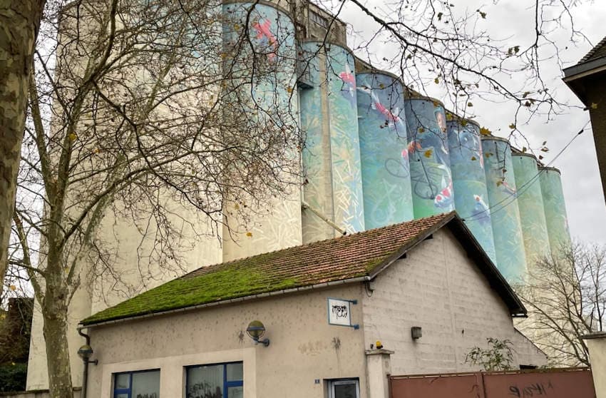 Deux silos disparaîtront du paysage dès le 20 décembre à Auxerre : le Batardeau en mode opération « dermato ! »