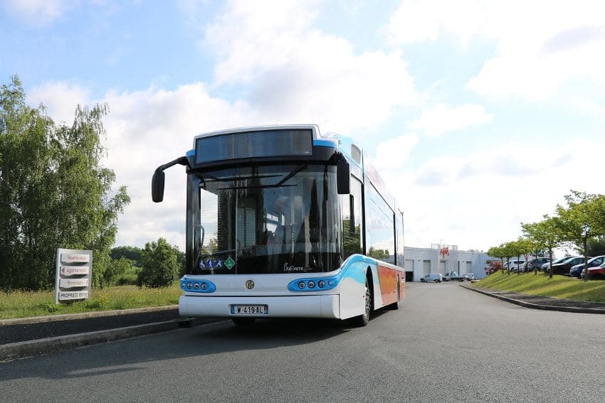 L’acte II de l’hydrogène dans les transports se concrétise dans l’Yonne : de petites signatures aux grands effets pour les bus et les TER !