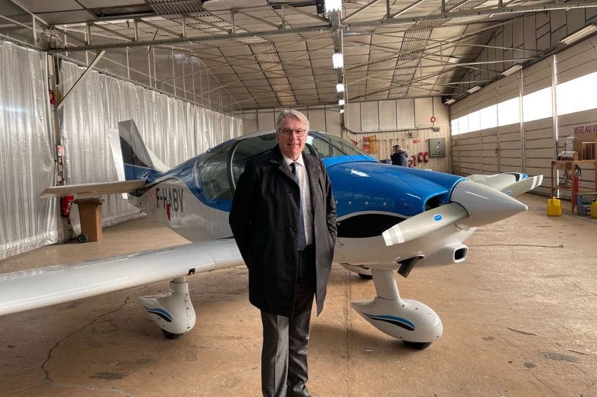 Pas de trou d’air chez ROBIN AIRCRAFT : Claude VAUCOULOUX séduit par l'excellence à la française
