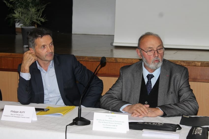 Les élus de Puisaye-Forterre décollent pour Sofia : les Entretiens de Champignelles se délocalisent en Bulgarie…