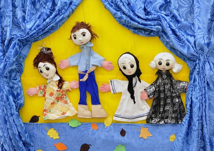 Gouvernance : la comptine des marionnettes se confirme, trois petits tours et puis s’en vont !