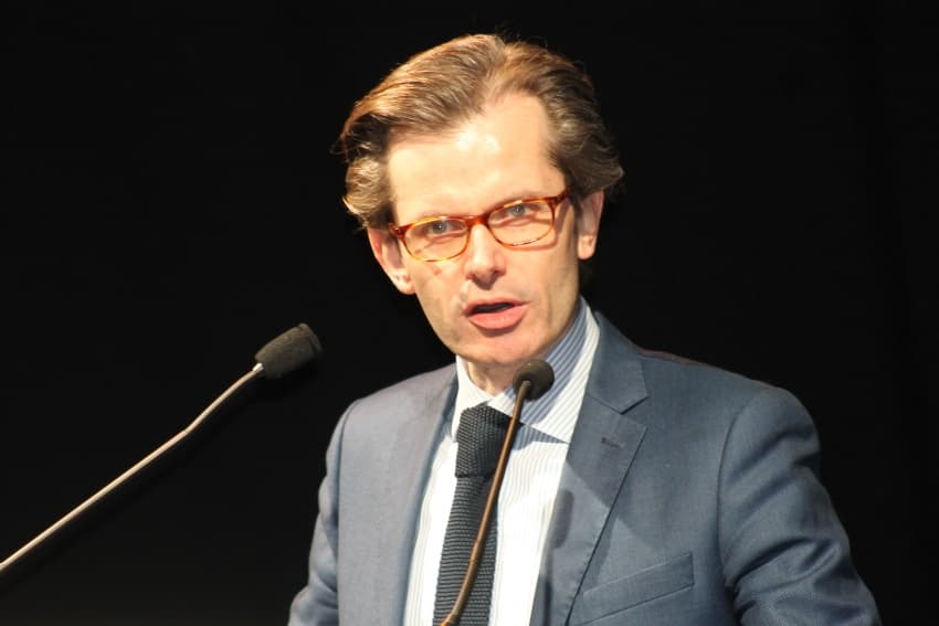 Guillaume LARRIVE invite la ministre de la Santé à expliquer sa vision d’avenir de l’hôpital à Auxerre…