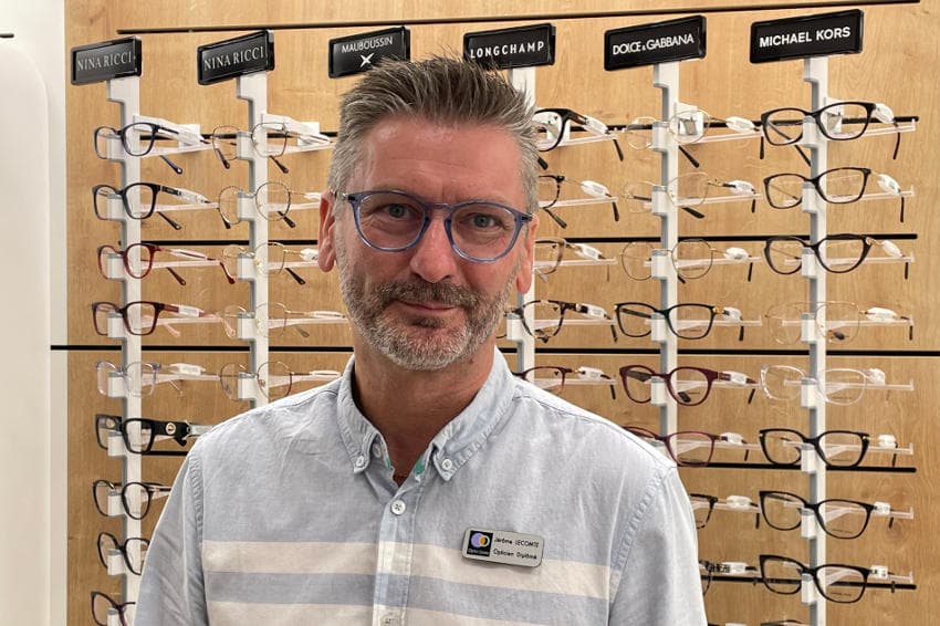 Jérôme LECOMTE s’envole pour le Cambodge pour une mission humanitaire : « Rien que pour vos yeux ! »