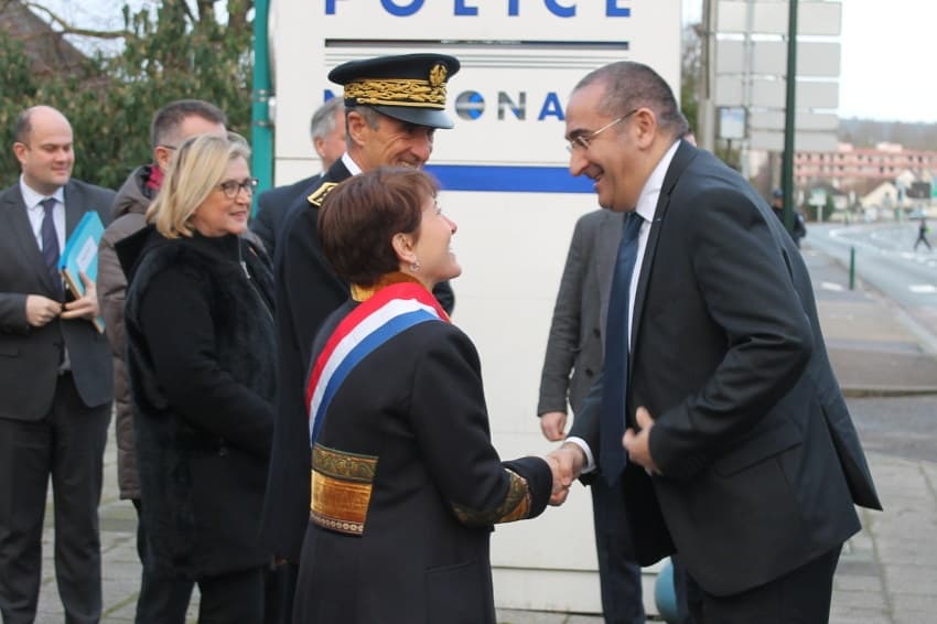 Michèle CROUZET reçue au ministère de l’Intérieur : faire la police pour que soit préservé le service public ?