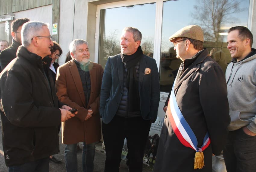 Le bonheur est dans le pré : les exploitants de l’EARL de la Jaunière savent valoriser leur coup de génie « glacé »…