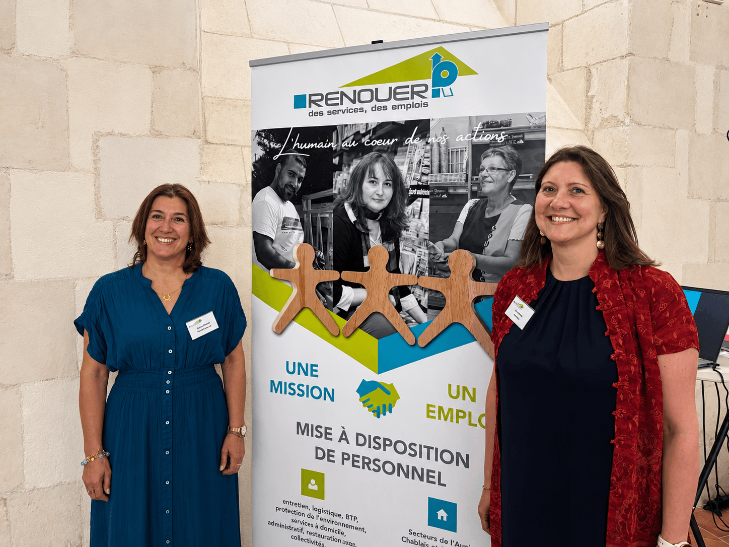 Renouer veut convaincre les entreprises de “recruter autrement”
