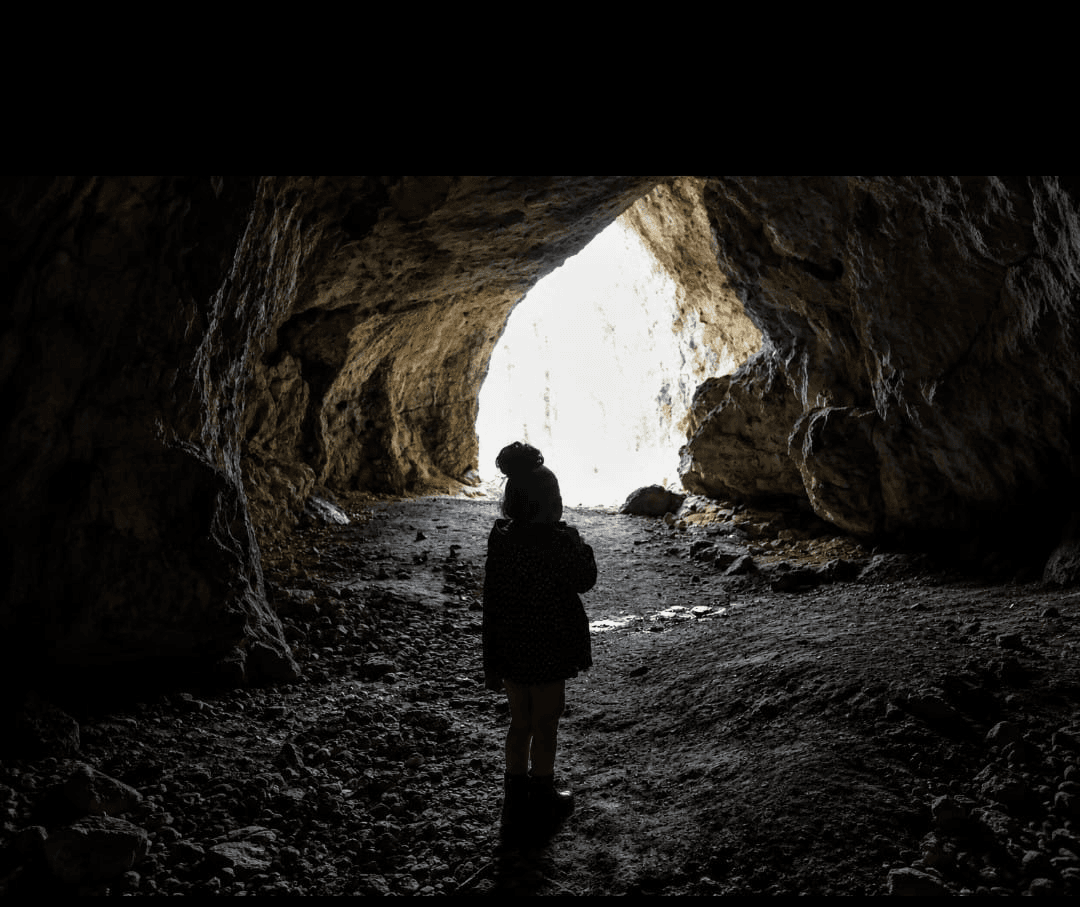 Sous terre, loin de la fournaise