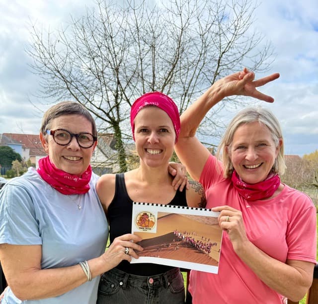 Trois femmes du territoire s'élancent dans le désert marocain pour la solidarité.