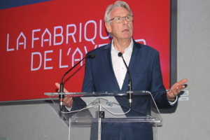 « Le MEDEF de l’Yonne demande à la Région Bourgogne Franche-Comté de ne pas appliquer le VMR, le Versement Mobilité Régional, qui représente la facilité de la contribution fiscale pour financer le transport collectif dans notre contrée…Ses deux responsables, Claude VAUCOULOUX, délégué général, et Didier MICHEL, président signent cette tribune… ».