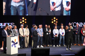 « S’engager, c’est avoir confiance en l’avenir. Les entrepreneurs de l’Yonne primés par la CCI, Centre France et l’Yonne Républicaine, lors des premiers « Trophées des Entreprises 89 » ont su partager leurs valeurs et leur enthousiasme lors de la cérémonie protocolaire, accueillie au Parc des expositions d’Auxerre… ».