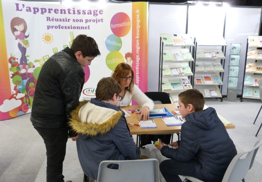 « De l’apprentissage à la recherche de l’entreprise d’accueil, les visiteurs trouveront information, conseil et accompagnement lors de ce quatrième rendez-vous pédagogique porté par la Chambre de Métiers et de l’Artisanat, la Chambre d’Agriculture et la Chambre de Commerce et d’Industrie. Objectif : apporter toutes les réponses possibles sur le sujet… ».