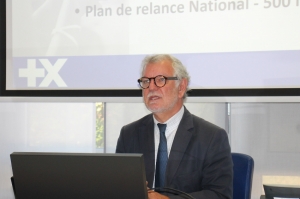 « La Banque Populaire Bourgogne-Franche-Comté et des Pays de l’Ain n’a pas lésiné sur les moyens humains, numériques et financiers pour apporter sa contribution à la relance économique de notre territoire. Le soutien a été globalisé auprès des professionnels et des entreprises sans omettre les particuliers qui ont eu à subir une crise sans précédent. Le directeur général Bruno DUCHESNE a détaillé l’ensemble des actions mises en place lors d’une rencontre avec les médias… ».