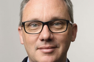 « Les présidents des chambres de métiers et de l’artisanat de Bourgogne-Franche-Comté sont signataires d’une tribune commune pour soutenir les entrepreneurs de l’artisanat à l’instar de leur responsable régional Emmanuel POYEN. C’est un plaidoyer en faveur d’un soutien financier sans faille de la part de l’ensemble des acteurs publics… ».