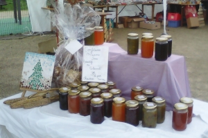 « Il faudra se munir de son attestation obligatoire et de sa pièce d’identité pour faire ses courses le dimanche 22 mars sur la place de Gy L’Evêque lors du traditionnel marché. Mais, les commerçants de produits de qualité seront là ! ».