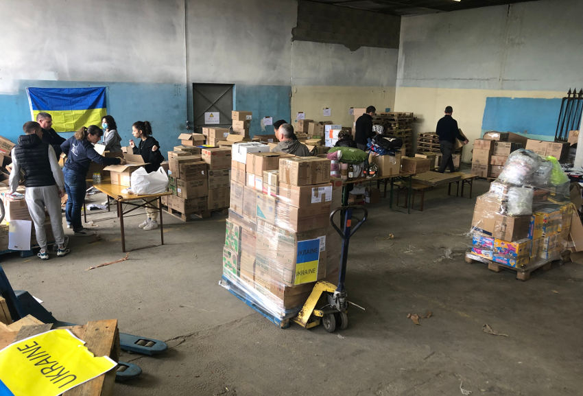 42 palettes de dons icaunais vont être convoyées dès mardi à la frontière avec l'Ukraine : les réfugiés vous disent merci !