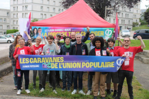 « Jusqu’au 07 juin, La France Insoumise (LFI) mène une grande campagne de sensibilisation sur les élections européennes dans 72 villes de l’Hexagone, réparties dans une soixantaine de départements. Nom de code de l’opération : la « Caravane de l’Union Populaire ». Son « barnum » a fait halte à Auxerre, à la ZAC, lundi. Avec la présence du député de la Seine-Saint-Denis, Jérôme LEGAVRE qui a profité de cette visite pour dénoncer « l’insolente poussée » du Rassemblement National et fustiger le « bilan catastrophique » de la gouvernance actuelle… ».