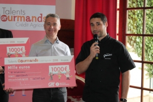 « Et un chèque de plus dans la besace d’Alexandre et Hadrien RIVALLAIN, les deux co-gérants de la société GRAMM’S, chantre du pop-corn à la française qui gagnent à être connus aux quatre coins de la planète ! Les deux frères ont concocté de nouvelles recettes autour des fruits et des légumes toutes aussi savoureuses les unes que les autres. A goûter sans aucune modération ! ».