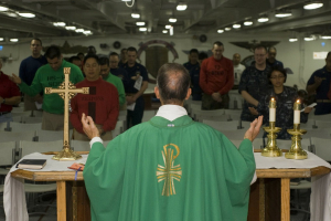 « Sale période pour l’Eglise catholique qui traverse une crise majeure avec les affaires de pédophilie à répétition depuis 1950. Ce sont 216 000 cas qui ont été référencés en France. L’Eglise se doit de reconnaître sa responsabilité… ».