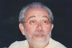 « Ses engagements se situent dans l’analyse stratégique de l’entreprise. Esprit curieux et novateur, Pascal de CLARENS a été tour à tour dirigeant, créateur de société avant de se mettre à la disposition depuis deux décennies des dirigeants de PME. Un regard clairvoyant qui favorise la réussite de demain ? ».