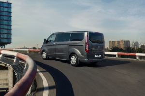 « Parce que le nombre d’accidents impliquant des véhicules utilitaires est à la hausse, le préfet de l’Yonne Henri PREVOST a décidé de mettre en place des opérations de contrôle desdits véhicules sur notre territoire. Le respect de la législation sur le transport de marchandises et la sécurité routière explicite la présence des forces de l’ordre au bord des axes de circulation… ».