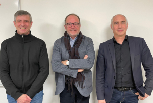 « Le 16 janvier en fin d’après-midi, les trois chambres consulaires de l’Yonne réunies sous le sceau de la Chambre économique départementale procéderont à la présentation de leurs vœux. Un rendez-vous important placé sous le signe de l’attractivité territoriale pour les trois présidents Jean-Pierre RICHARD, Thierry CADEVILLE et Arnaud DELESTRE… ».