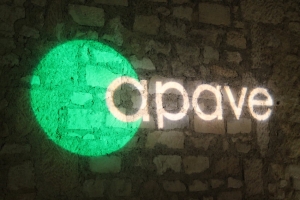 « Toujours à la conquête de nouveaux marchés, APAVE Auxerre intervient sur l’ensemble du territoire de l’Yonne. La société accueillera quatre nouveaux collaborateurs au cours de ce second semestre. Portant ainsi l’effectif à plus d’une vingtaine de personnes. La plupart sont des techniciens qualifiés dans des domaines de compétence très pointus… ».