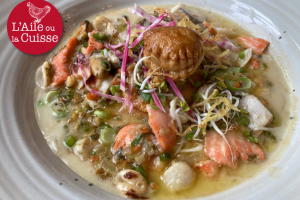 « C’est une institution de la gastronomie pratiquée à Joigny. Le « Paris-Nice », jadis référencé au Michelin, mérite que l’on s’y attarde aujourd’hui encore autour d’un menu, évoquant le terroir local. Les assiettes y sont copieuses et le service est agréable. De nouveaux propriétaires exploitent le site qui constitue une étape gourmande sympathique… ».