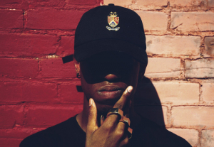 « La jeunesse possède son langage, le plus souvent hermétique aux adultes. Et si l’Education nationale se penchait réellement sur ce phénomène de société ? ».