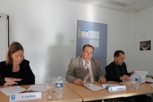 « La lutte contre la fraude se renforce à la Caisse d’allocations familiales de l’Yonne. Elle prend la forme d’actes préventifs, de détection performante mais aussi de sanctions à la mesure de la faute. La fraude détectée a continué de progresser en 2016. La CAF embauchera un nouvel agent assermenté dès janvier… » ;