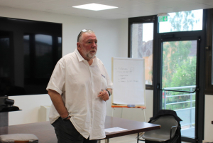 « Associée au cabinet d’expertise comptable BDO Sens (Laurent DUBOUCHET notre photo), la Fédération Française du Bâtiment de l’Yonne présidée par Cyril CHARETIE a proposé un double rendez-vous informatif à ses adhérents lors de « rencontres constructives » autour de nouveaux outils facilitant la gestion et la facturation dans les entreprises. Utiles à découvrir avant la grande bascule du 01er janvier 2026 via la facturation électronique ! ».