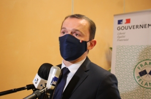 « Le gouvernement mettra tout en œuvre pour accompagner les salariés et faire en sorte de pérenniser le site de Savigny-sur-Clairis. Jean-Baptiste LEMOYNE se mobilise sur l’épineux dossier de FM LOGISTIC et la perte de ses 230 emplois en y associant deux autres représentants de l’Etat, Elisabeth BORNE et Olivier DUSSOPT (photo), présent il y a peu dans l’Yonne… ».