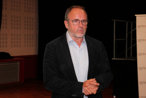 « Première étape franchie pour le probable futur président de la CCI de l’Yonne, Thierry CADEVILLE, après le verdict de l’élection consulaire organisée de manière électronique. Les 36 candidats de la liste CPME/MEDEF/FCE et indépendants ont tous été élus. C’est Dominique YANI, sous-préfète et secrétaire générale de la préfecture qui a proclamé les résultats… ».