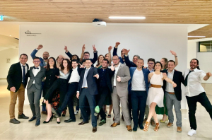 « La Jeune Chambre Economique d’Auxerre a envoyé une imposante délégation ce week-end à Angers lors du congrès national annuel. Logique : ses membres ont assuré la promotion de la future Convention nationale 2022 qui sera accueillie à Auxerre du 23 au 26 juin… ».