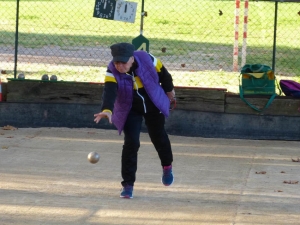 « Même à très haut niveau, la pratique du sport-boules requiert de la concentration alliées à des qualités physiques et techniques. Sans omettre la convivialité… ».