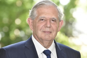 « Le ministre de la Cohésion des territoires Jacques MEZARD à l’écoute des avis des professionnels du secteur mais aussi du tissu associatif et des élus… ».