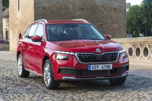 « Le nouveau SKODA Kamiq sera incontestablement l’un des modèles vedettes de ces portes ouvertes printanières qui permettent de favoriser les retrouvailles entre la clientèle du groupe aux vingt-six concessions et son public. Un évènement qui se peaufine depuis plusieurs semaines dans l’entreprise d’Yves JEANNIN… ».