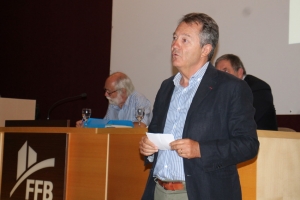 « Anticiper et prévenir les difficultés financières des entreprises : une piste que les entrepreneurs doivent suivre auprès des tribunaux de commerce pour le président de la Chambre de Commerce et d’Industrie de l’Yonne Alain PEREZ. Celui-ci a annoncé l’organisation d’un webinaire sur le sujet le 22 septembre… ».